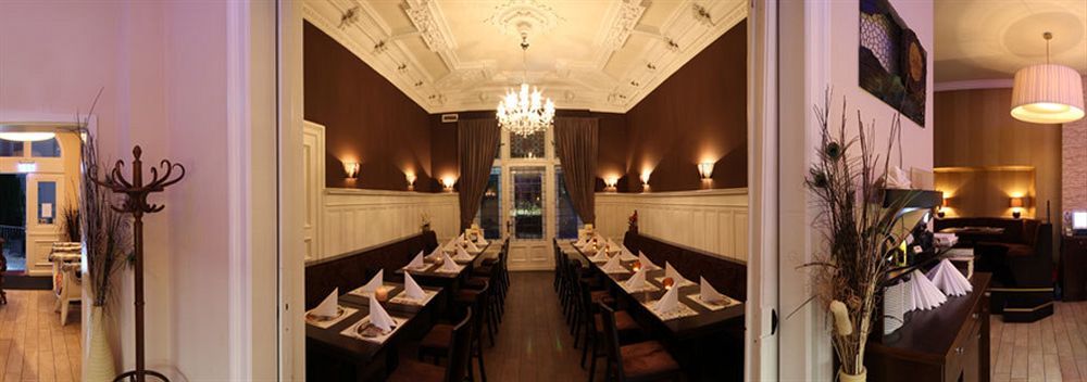Hotel Excellent ลูเบค ภายนอก รูปภาพ